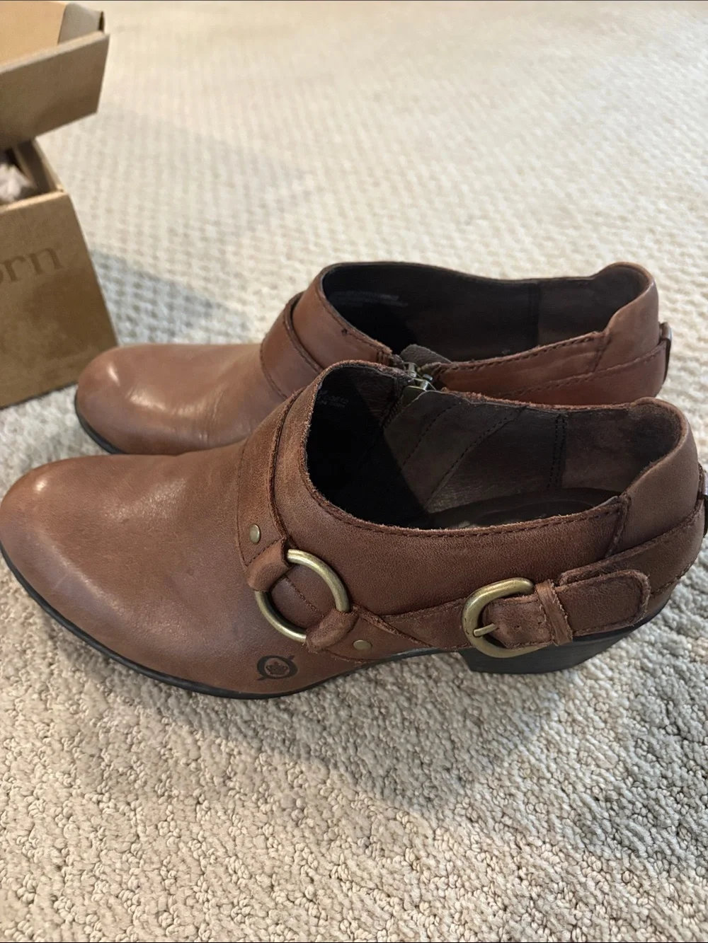 Born slip upper